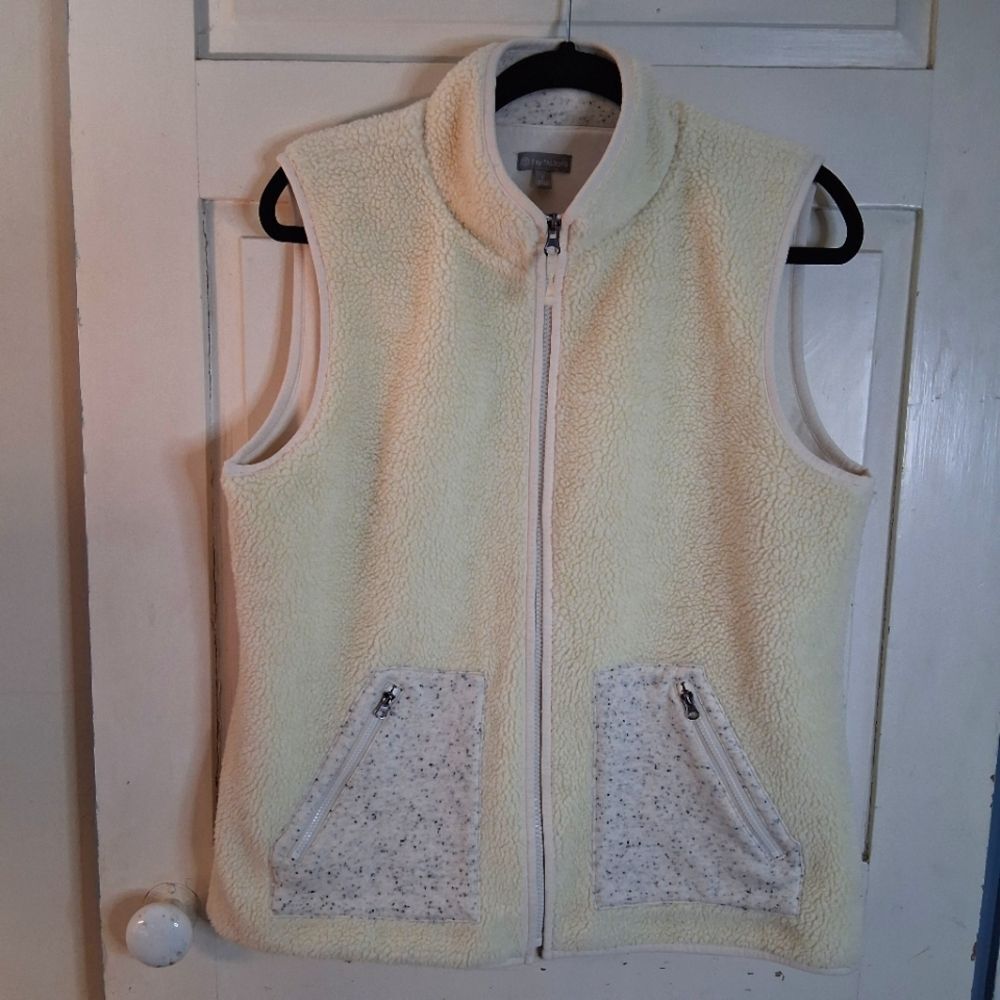 T by Talbots Cream Sherpa Vest with White and Gray Accents on Zippered Pockets